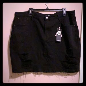 NWT black denim distressed skirt